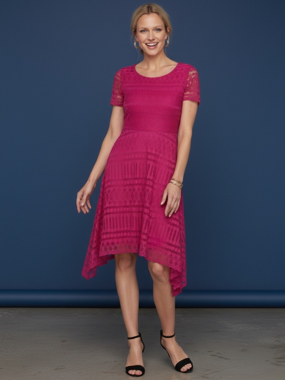 ❤️ Dana Buchman Fuchsia Pink Lace Sweeping Handkerchief Hem Dress
